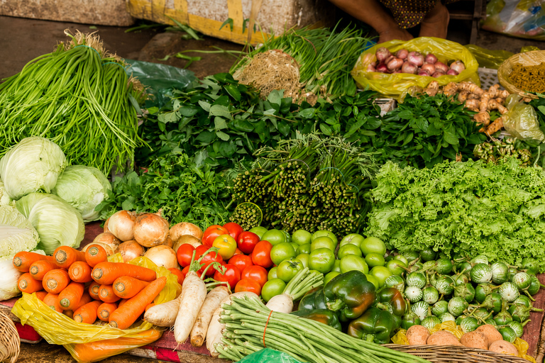 Siem Reap: Local Market, Khmer Cooking Program and Bike Ride Siem Reap: Local Market, Khmer Cooking Program, and Bike Tour