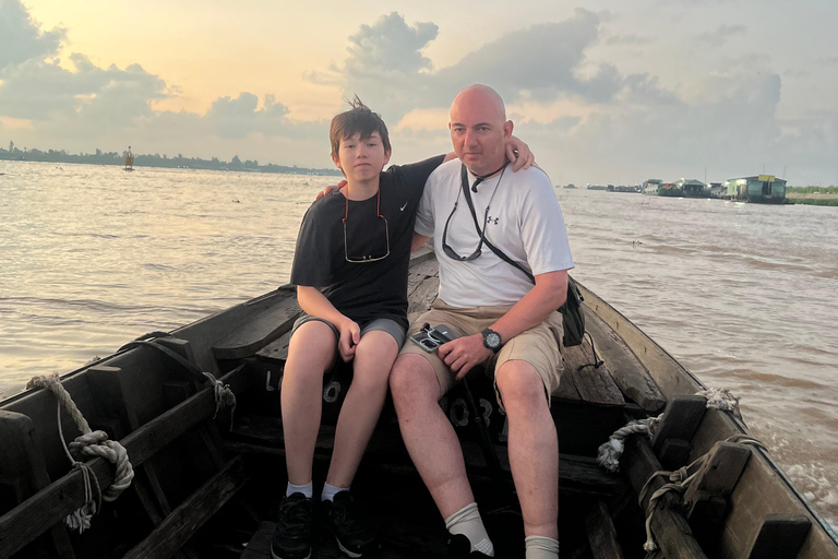 Auténtico Tour Privado de 2 Días en Moto por el Delta del Mekong