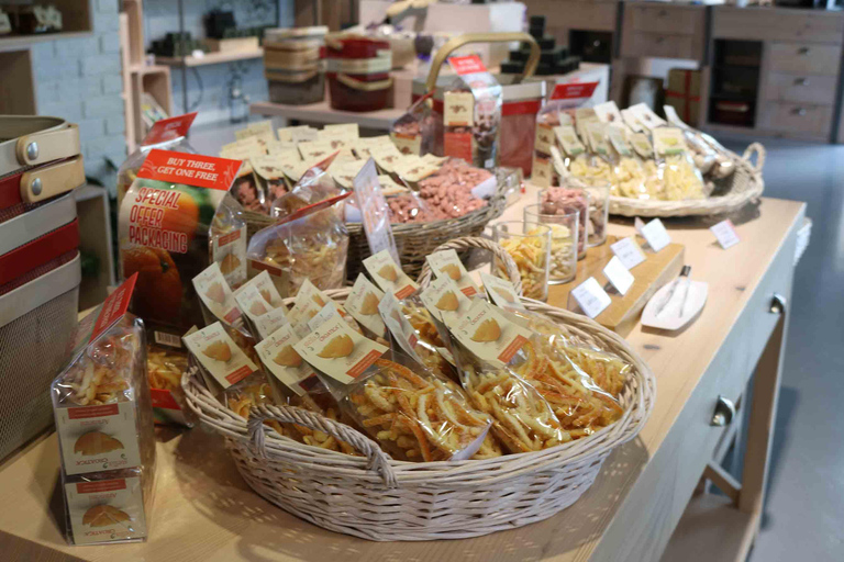 Split: City Sightseeing Hop-On Hop-Off Bus Tour & Extras 24-Hour Ticket