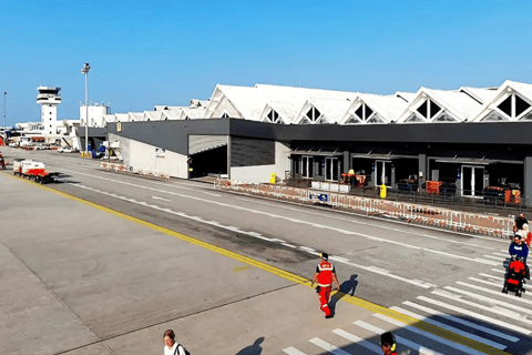 Langkawi: Private Hotel Transfer with Driver AIRPORT TO ZONE A