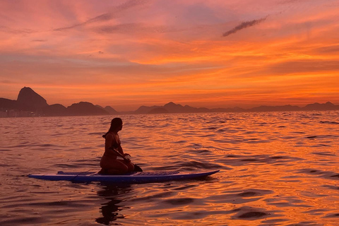 Rio de Janeiro : Copacabana Beach Sunrise Stand-Up Paddle ...