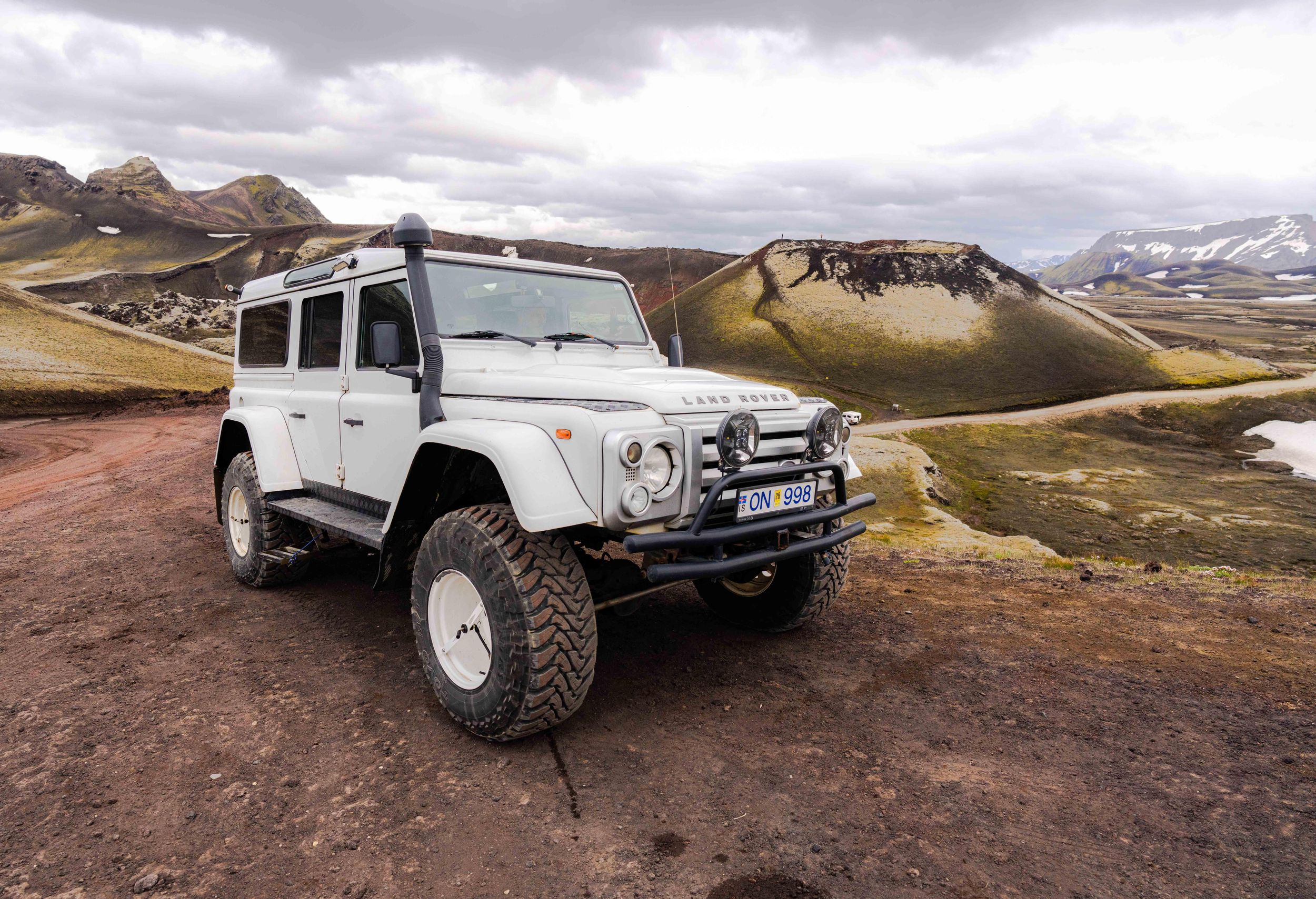 Landmannalaugar: Wanderung im Paradies und Kleingruppen-Super-Jeep-Tour