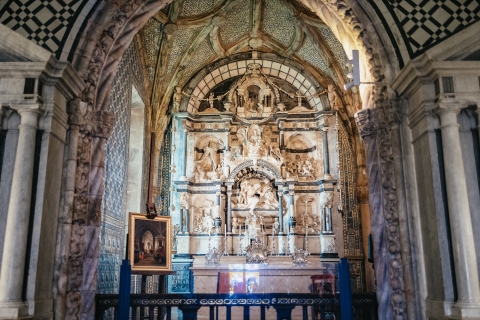 Lizbona: pałac Pena, Sintra, Cabo da Roca i CascaisWycieczka 2-języczna bez biletu do pałacu Pena