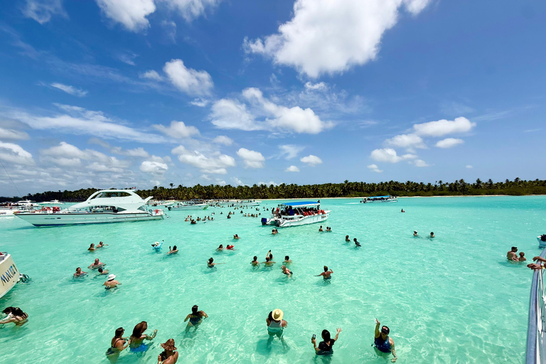 Best Trip to Saona Island: Beaches, Snorkeling, Sea Star (max 15), Speedboat