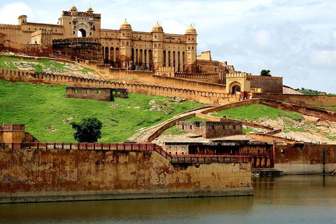 Jaipur: Private Full-Day Tour with Guide and TransportJaipur Tour with Guide and Transport