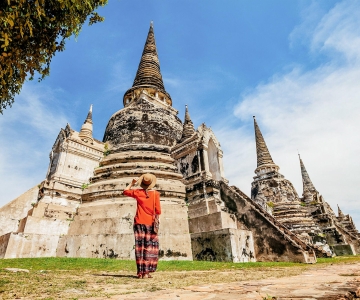 Da Bangkok: Tour per piccoli gruppi dei templi di Ayutthaya con pranzo