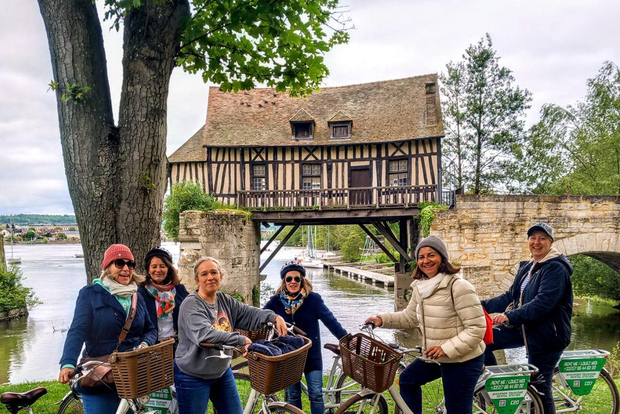 Bike tour from Vernon to Giverny with local guide