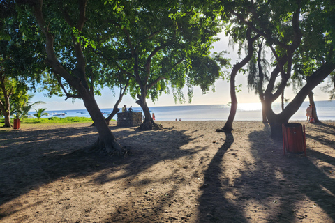 IleAuxBenitiers: Private tour CrystalRock, Lunch on island