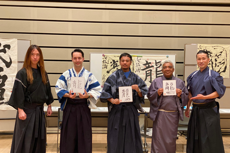 Tokyo: Samurai & Ninja Experience with a real sword Samurai Sword Mastery Experience