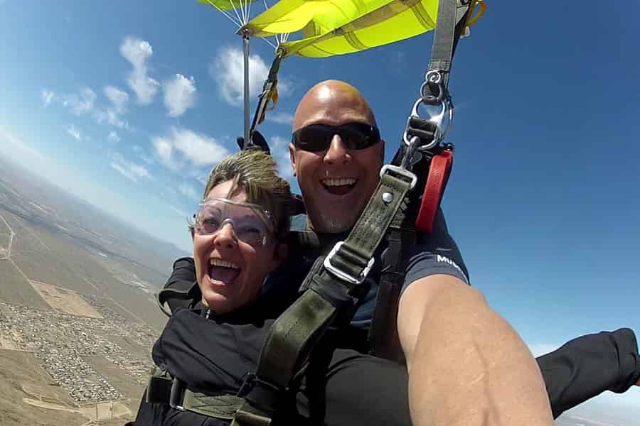 Phoenix: Tandem Skydiving Experience. Foto: GetYourGuide Phoenix: Tandem Skydiving Experience. Foto: GetYourGuide