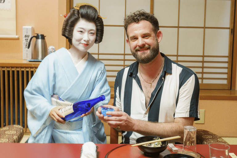 Tokio: Cena especial con geishas en un Ryotei sólo para socios