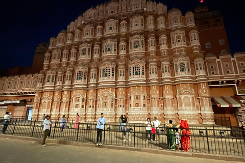 斋浦尔带司机和导游的私人城市之旅