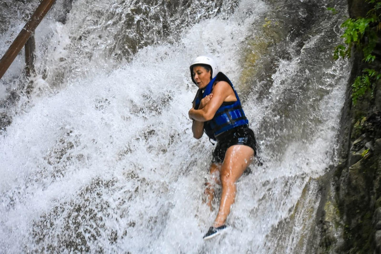 Puerto Plata: 7 Damajagua Waterfalls and Ziplines with Lunch