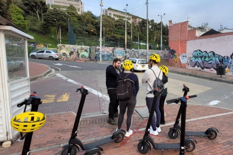 Bogota: Street Art & Graffiti Scooter Tour in La CandelariaBogota: Erkunde Graffiti in La Candelaria mit dem E-Scooter
