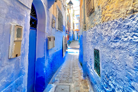 Au départ de Tanger : Excursion privée d&#039;une journée dans la ville bleue.Excursion privée d&#039;une journée dans la ville bleue