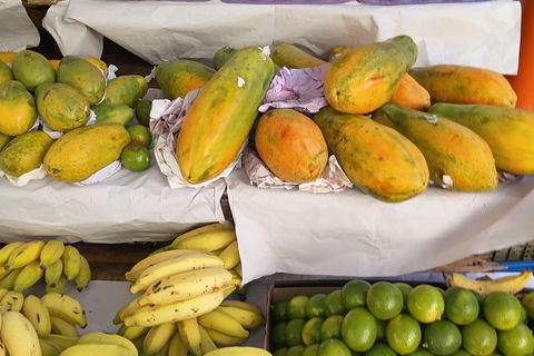Rio de Janeiro: Copacabana Market Tour with Tastings