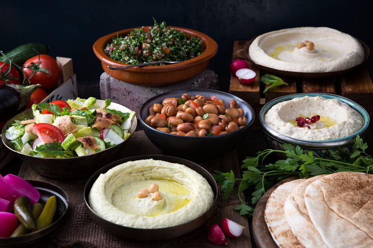 Amman: Walking Tour with Food Tastings and Citadel Visit
