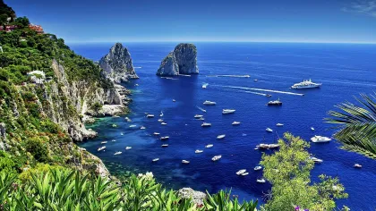 Ganztägige private Bootstour von Capri ab Amalfi