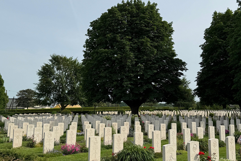 Paris: Normandy D-Day, Omaha Beach & American Cemetery Paris: Normandy D-Day Round-Trip Experience