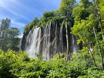 Da Zagabria: Viaggio guidato a Rastoke e Plitvice con biglietto