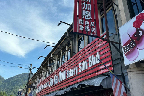 Penang: Penang Hill Sunrise Tour with Morning Market Visit