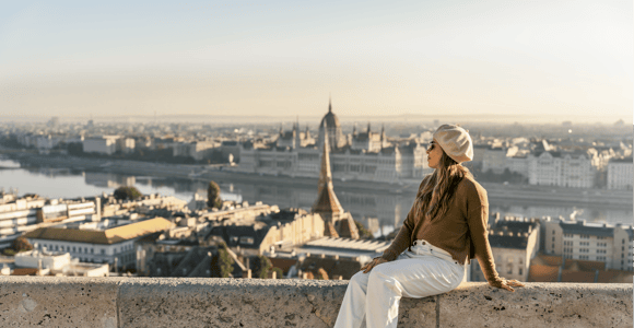 Buda Castle: Private photoshoot with a local guide