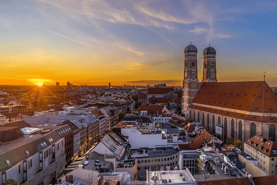 München: Rundgang zum Sonnenuntergang mit Getränkestopp. Foto: GetYourGuide München: Rundgang zum Sonnenuntergang mit Getränkestopp. Foto: GetYourGuide