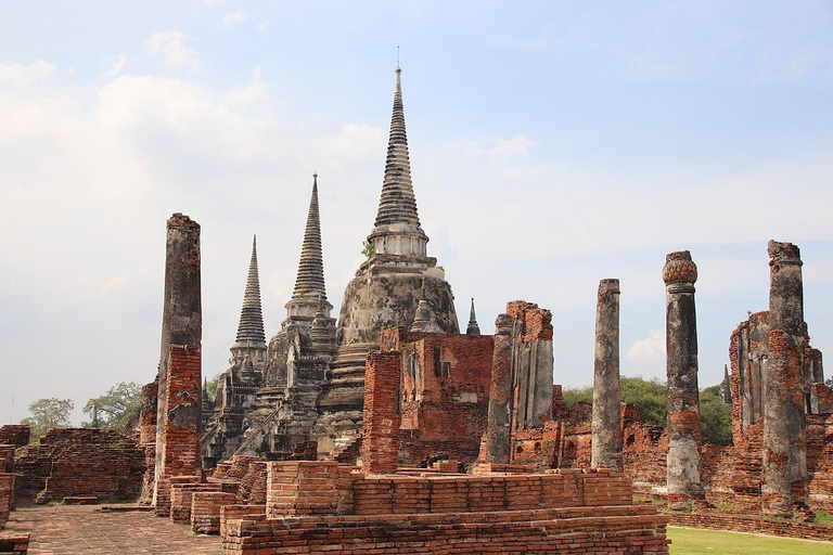 Wat Muang Angthong & Ayutthaya UNESCO Temples Private Tour