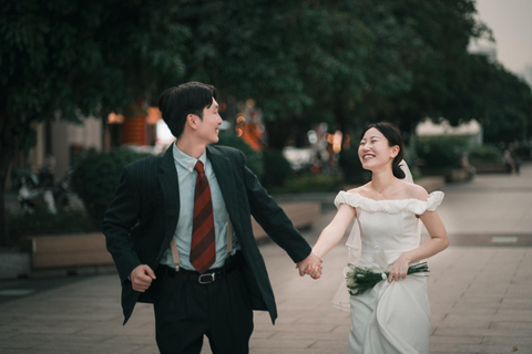 Ho Chi Minh City: Private Couple or Family Photoshoot
