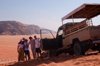 Wadi Rum, Halbtägige Jeep-Tour - Hizvo