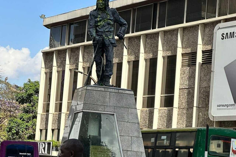 Tour a pie por la ciudad de NairobiNairobi: tour a pie guiado por la cultura y la historia