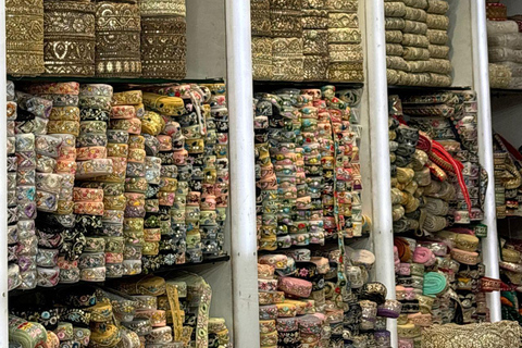 Curated Home Décor & Souvenir Shopping Tour (Women-Led) Home Décor & Souvenir Shopping Tour (Women-Led) - Half-Day