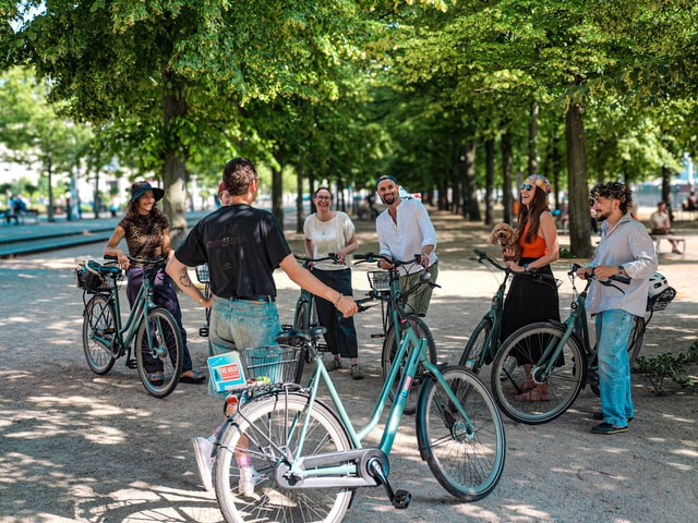 Potsdam: Discover Berlin's enchanting neighbor on a guided bike ride