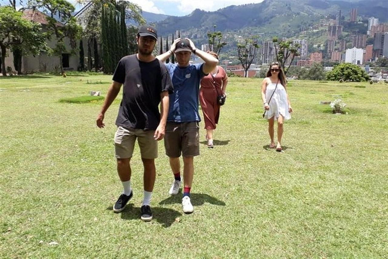 Medellín: Pablo Escobar and Food Tour