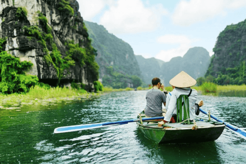 Z Hanoi: 2-dniowa wycieczka Ninh Binh z pobytem w bungalowie