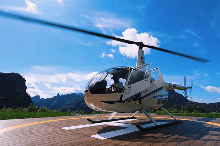Zhangjiajie: Helicopter Flight over Avatar Mountains Sanguansi Helicopter Flight Experience Route A