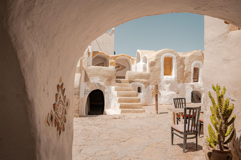 Tataouine, Chenini & Djerba Tour: The Must-Sees in a Day Tour: Tataouine, Chenini & Djerba Tour: The Must-Sees in a Day