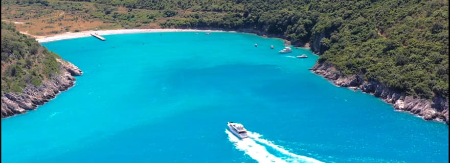 SARANDA : EXCURSION SUR LA CÔTE IONIENNE, PLAGES CACHÉES, GROTTES ET TRANSATS GRATUITS