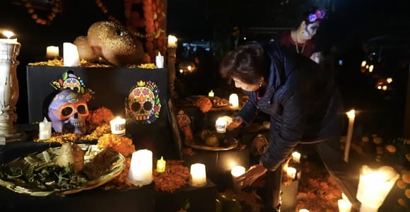 Oaxaca: Day of the Dead Night in Atzompa with Dinner