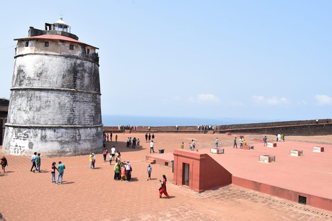 Lyxig Goa flygtransfer: Prisvärd och bekvämFlygtransfer från: Goa stad till Goa flygplats (Dabolim)