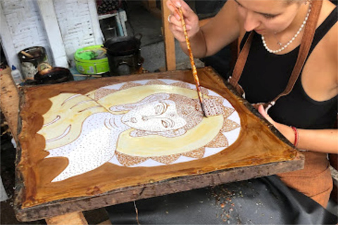 Yogyakarta : 2 heures de cours de fabrication de batik avec souvenirCours complet : 4 à 5 heures de cours