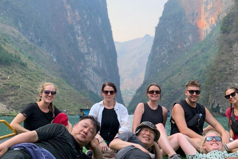 Hanói: Passeio de 3 dias em Ha Giang Easy Rider (com chegada em NinhBinh)