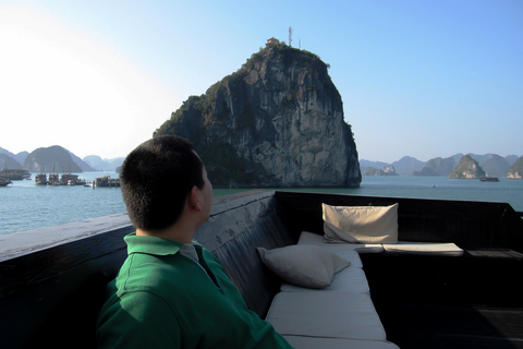 From Hanoi: Full-Day Ha Long Bay Trip with Seafood Lunch