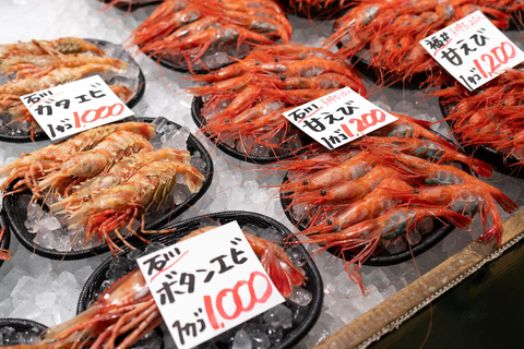Kanazawa Food Insider: Private Omicho Market Tasting Tour