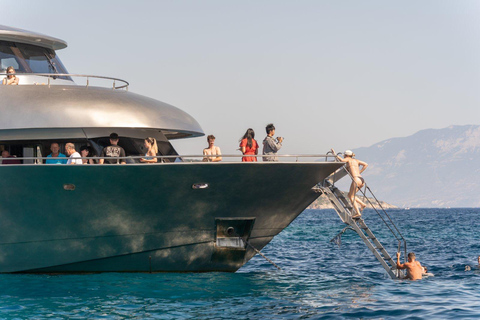 Rhodes : Transfert et croisière vers l'île de Symi et la baie de Saint-Georges