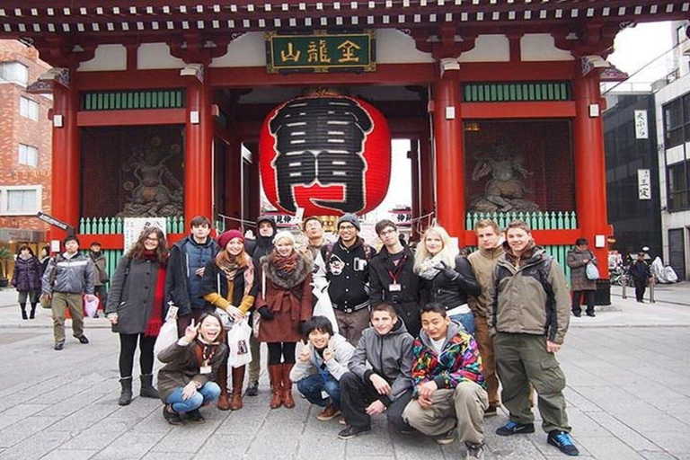 Tokyo: Guided Walking Tour with Wagashi Making Class