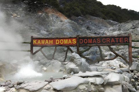 Bandung: Tangkuban Perahu Volcano Tours Tangkuban Perahu - Domas - Tahura Djuanda - Keraton Cliff