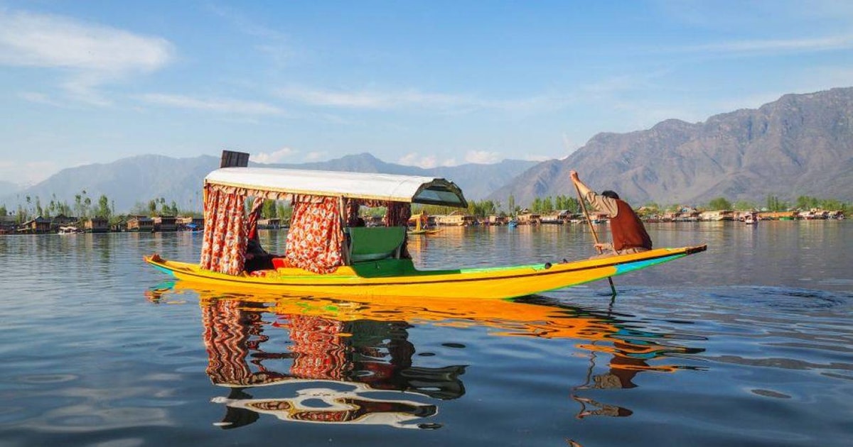 Wonderful Srinagar Holiday with Gulmarg & Pahalgam 5 Days | GetYourGuide