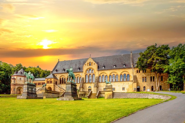 Visit Goslar Guided tour of the Imperial Palace in Goslar, Germany