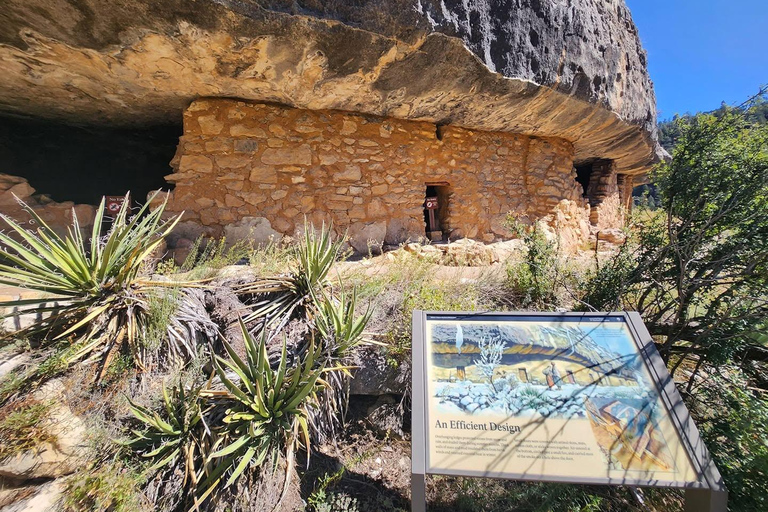 From Scottsdale: Walnut Canyon, Meteor Crater & Winslow Tour